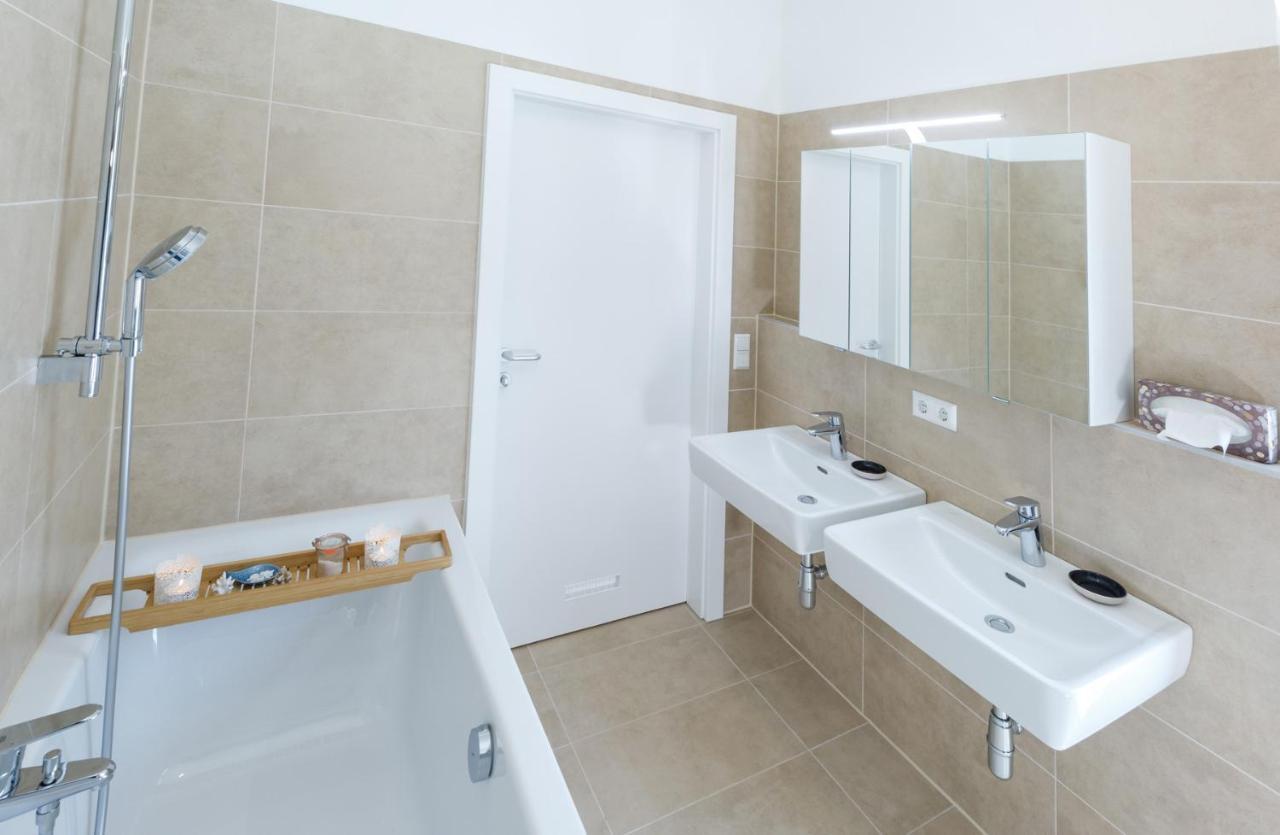 Ferienwohnung Narzisse - City Appartement Im Kurpark Bad Aussee Dış mekan fotoğraf